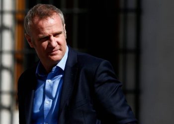 Senador Kast insiste en datearse con «fake news» y comete grosero error al subir a sus redes sociales un saludo de Nicolás Maduro del año 2020