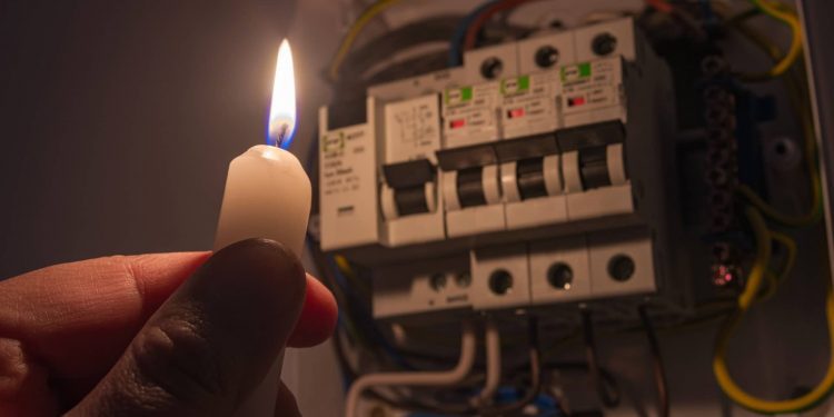 SEC Valparaíso llama a la comunidad reportar cortes de luz y fallas en artefactos eléctricos
