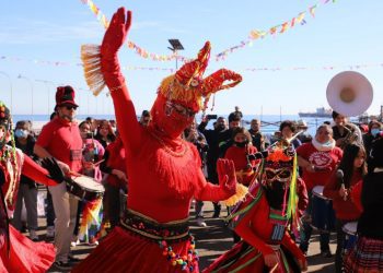 Con procesión desde el cerro Placeres: celebran Fiesta de San Pedro en Caleta Portales