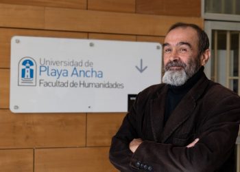 Lingüista UPLA afirma que Presidente Boric grafica la amalgama perfecta del lenguaje poético y político