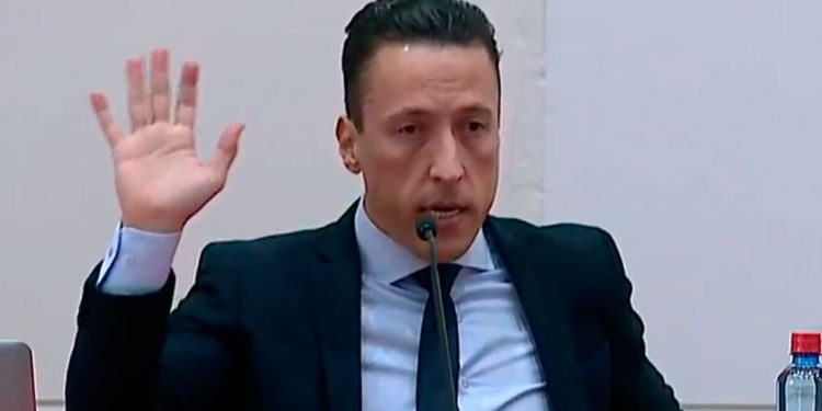 Abogado Carlezzo acusa que en los documentos del jugador Byron Castillo «no existen huellas dactilares»