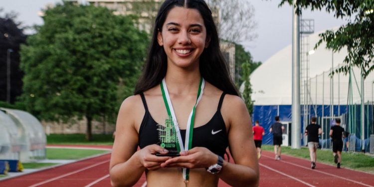 Porteña obtiene medalla de oro en competencia de atletismo en Portugal