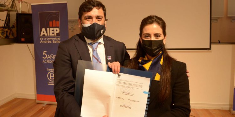 Inédito convenio de colaboración para desarrollar programa integral a personas trans firmó municipio de Viña del Mar con AIEP