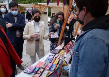 Primera “Expo emprende y colabora” reunirá a 50 microempresarios en el Parque Quinta Vergara