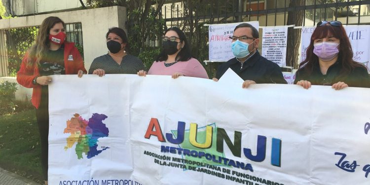 Dirigentes de asociación de funcionarios de la Junji protestarán en el frontis de la Delegación Presidencial Regional y entregarán carta a Sofía González