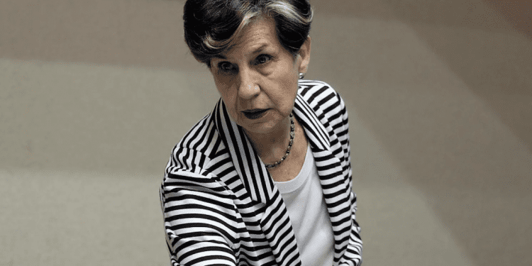 Senadora Isabel Allende: “Valoramos los nuevos compromisos del Gobierno para Concón, Quintero y Puchuncaví”
