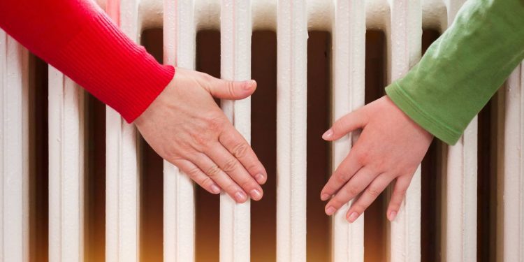 SEC Valparaíso entrega recomendaciones para un uso seguro de las estufas al interior de los hogares