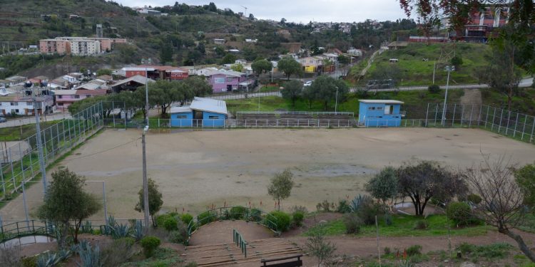 Municipio de Viña del Mar avanza en licitación para hacer entrega a la comunidad cancha El Tamarugal, en El Olivar