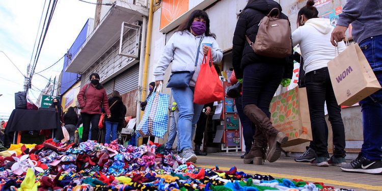 Concejo de Quilpué aprueba ordenanza que establece límites y requisitos para el funcionamiento del comercio en las calles de la comuna