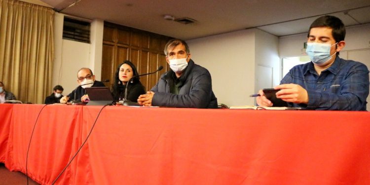 Empresas entregaron sus planes operacionales actualizados a la delegada presidencial regional