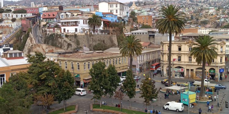 Alcalde Sharp y Corporación Municipal de Patrimonio trabajan fuertemente para evitar que Unesco inscriba a Valparaíso en la «lista roja»
