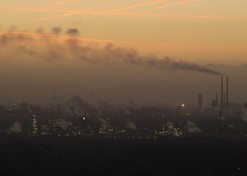Parlamentarios solicitarán sesión especial de la Cámara tras nueva crisis ambiental en Quintero y Puchuncaví