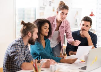 El 80 % de los trabajadores jóvenes chilenos se sienten más decididos en buscar un nuevo empleo si no se respeta la diversidad, equidad e inclusión