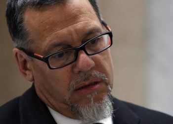 Senador Lagos Weber: “En Chile estamos bastante debajo del resto de los países OCDE respecto de la proporción de su carga tributaria”