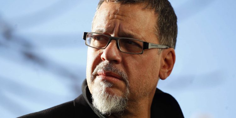 A 270 días de presidio condenan a individuo que amenazó por internet al senador Lagos Weber cuando se discutía el primer retiro del 10 %