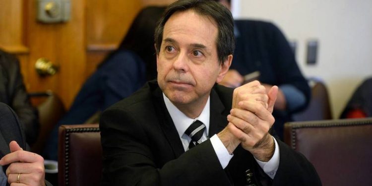 ¿Portazo a las AFP?: subsecretario de Previsión Social afirma que Gobierno no las tiene consideradas como administradoras de futura cotización