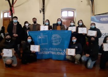 Quince establecimientos educacionales de la provincia de Quillota reciben certificación ambiental