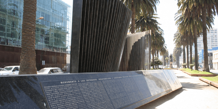 Parque Cultural de Valparaíso condena nuevo atentado al memorial que recuerda a las víctimas de la Dictadura, ubicado en la avenida Brasil