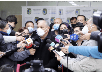 Encuentro clave por caso contaminación: alcaldes se reúnen con ministra de Salud y fijan medidas para evitar nuevos episodios de intoxicación