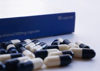 Opinión / Riesgos de la automedicación en invierno