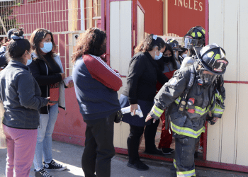 Vuelven a suspender clases y alrededor de 30 personas intoxicadas por nueva contaminación en Quintero