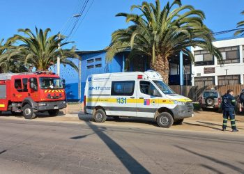¡Basta!: colegios y liceos denuncian nuevos casos de contaminación en Quintero