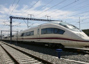 Ministro de Transportes confirma que el servicio de tren Valparaíso-Santiago estaría para el 2030