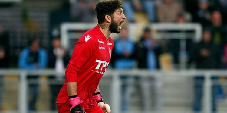 ¿Su último partido con Puerto Montt?: afirman que Mauricio Viana es el nuevo arquero de Colo Colo