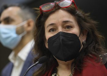 Ministra Yarza se reunió con el Servicio de Salud de Valparaíso por la denuncia de torturas en hospital psiquiátrico del Salvador