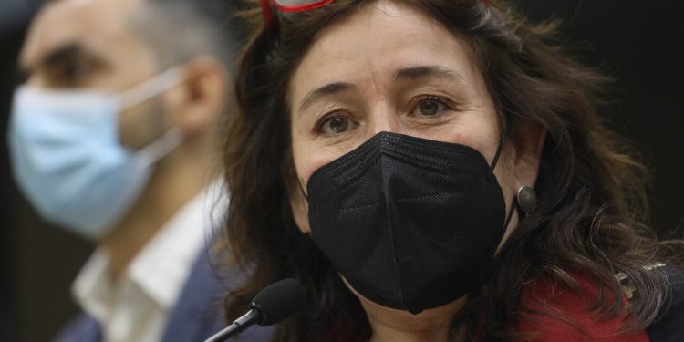 Ministra Yarza se reunió con el Servicio de Salud de Valparaíso por la denuncia de torturas en hospital psiquiátrico del Salvador