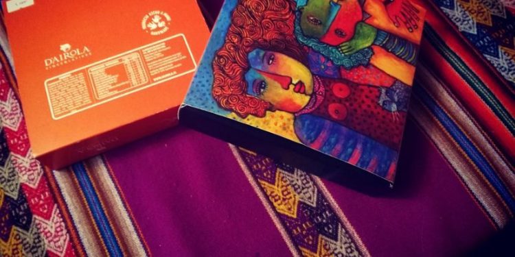 Pintor porteño acusa a chocolatería uso de sus obras sin autorización