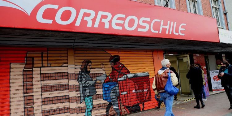 CorreosChile lanza concurso para que artistas pinten su sucursal de Playa Ancha en Valparaíso