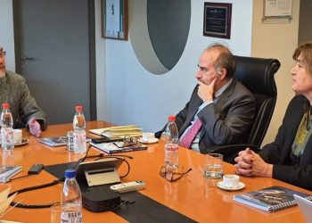 Presidentes de Puerto Valparaíso y EFE establecen agenda común para potenciar cadena logística