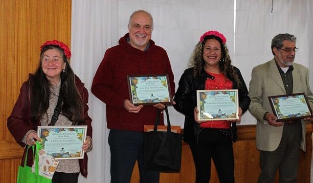 Comunidad de Playa Ancha distinguió a docente UPLA por su aporte a la educación patrimonial