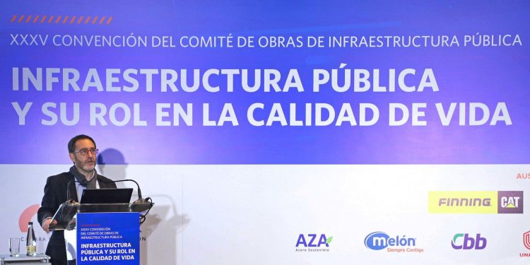 Ministro García anuncia ampliación del polinomio a más de un 80 % de los futuros contratos para reactivar la construcción