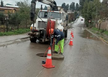 Balance de Esval por lluvias: 42 milímetros de agua caída y el embalse Peñuelas aumentó su caudal en 20 cms