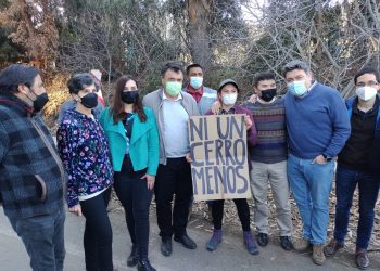 Ministro de Agricultura se reúne con los alcaldes y regantes de la zona interior de la región para conocer situación hídrica
