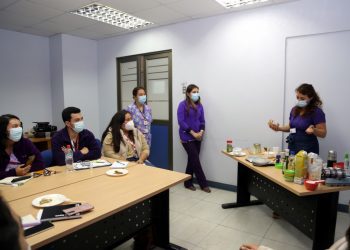 Nutricionistas del hospital Carlos Van Buren se capacitan para tratar a pacientes infantiles con epilepsia refractaria a través de la alimentación