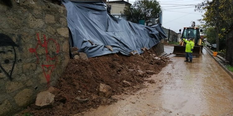 Municipio afirma que Viña del Mar enfrenta de buena forma las emergencias producidas por el paso de sistema frontal