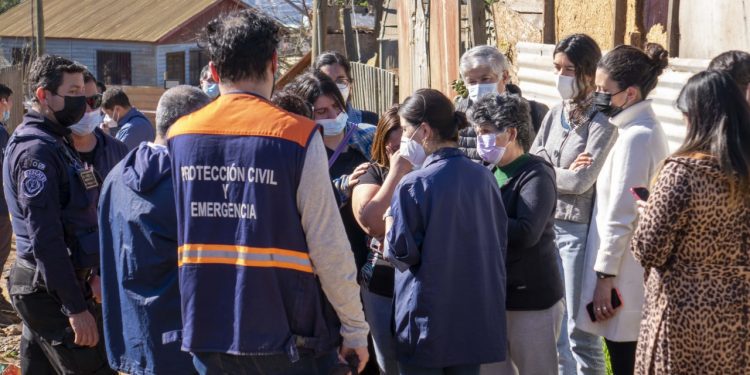 Municipio de Viña del Mar brindó apoyo a personas damnificadas por incendio en Forestal