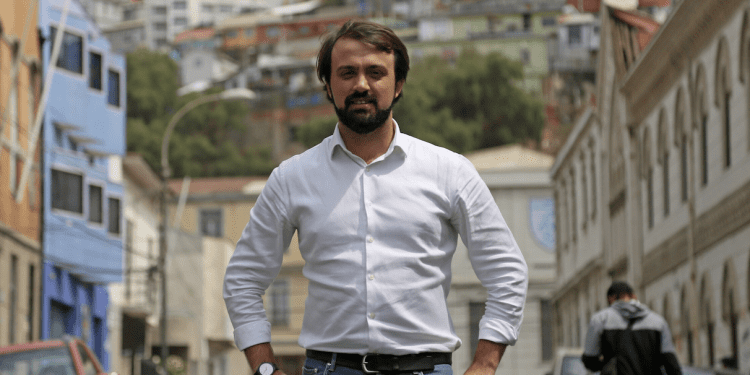 Alcalde Jorge Sharp convoca a todos los actores de Valparaíso para potenciar el desarrollo portuario