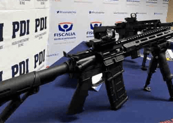 Antofagasta: descubren tráfico de cargamento de armas de guerra en el aeropuerto proveniente de EE.UU.