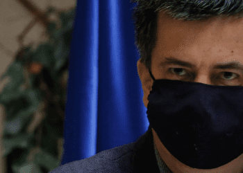 Diputado Celis por eventual reapertura al turismo de Rapanui: «Se debe fiscalizar fuertemente el cumplimiento de los protocolos sanitarios»