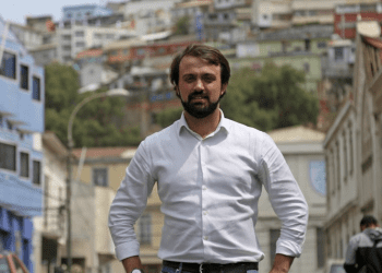 Alcalde Sharp y anuncio de Boric sobre un nuevo proceso constituyente: «El miedo no puede llegar a las puertas de La Moneda ni al escritorio del Presidente»