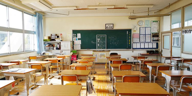 Ex presidente regional del Colegio de Profesores arremete contra actual directorio local del Magisterio: acusa negocios «cuestionables»