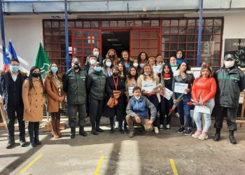 Internas se certifican como maestras mueblistas: programa se desarrolló en diversas unidades penales de la región