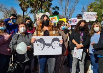Familiares de víctimas de fatal accidente en autopista Los Andes interponen querella criminal por las negligencias presentes en la ruta