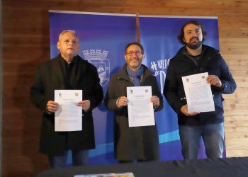 Renuevan comodato de diez ascensores en Valparaíso: Gobierno Regional y municipio firmaron contrato