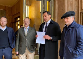 Diputados de Evópoli acuden a Contraloría para que se investigue la legalidad de la reunión sostenida por el Gobierno y el PS en La Moneda