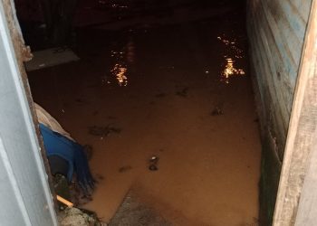 Denuncian que obras de Serviu provocaron anegamiento de una vivienda en sector alto de Viña del Mar